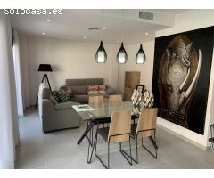 Villa de nueva promoción en Los Alcázares