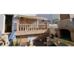 Bungalow en Ciudad Quesada con 2 dormitorios, 2 baños y piscinas comunitarias