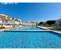 Encantador adosado con impresionante reforma + preciosa piscina comunitaria y garaje incluido