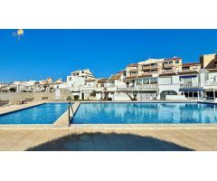 Encantador adosado con impresionante reforma + preciosa piscina comunitaria y garaje incluido