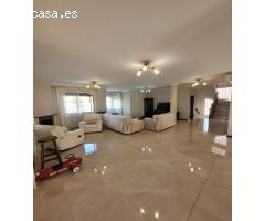 Villa de lujo en Ciudad Quesada con impresionantes vistas despejadas