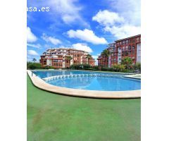 Torreblanca. Precioso apartamento, 2 dormitorios + 1 auxiliar, piscina comunitaria y parking privado