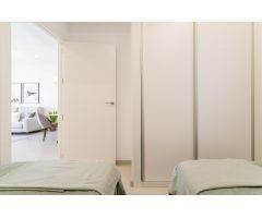 APARTAMENTOS DE OBRA NUEVA CON VISTAS AL MAR. 2 DOR. 2 BAÑOS. APARCAMENTO. PISCINA. PLAYA A 700 M.