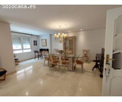 ENORME APARTAMENTO DE 176M2 CERCA DE LA PLAYA. 3 DORM. 2 BAÑOS. PLAYA A 200 METROS.