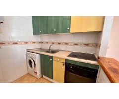 APARTAMENTO EN TORREVIEJA. 2 DORMITORIOS. 1 BAÑO. 70 M2. TERRAZA.