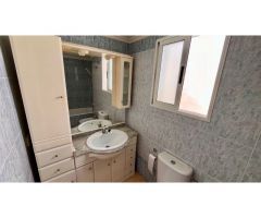 APARTAMENTO EN TORREVIEJA. 2 DORMITORIOS. 1 BAÑO. 70 M2. TERRAZA.