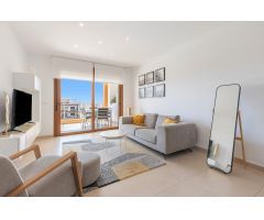 ESPECTACULAR APARTAMENTO CON LICENCIA TURISTICA. 3 DORM. 2 BAÑOS. GARAJE. PISCINA.