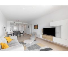 ESPECTACULAR APARTAMENTO CON LICENCIA TURISTICA. 3 DORM. 2 BAÑOS. GARAJE. PISCINA.