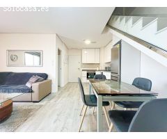ATICO CON SOLARIUM PRIVADO DE 50 M2 EN VILLAMARTIN. 3 DORM. 2 BAÑOS. PISCINA. TERRAZA GRANDE.