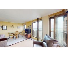 APARTAMENTO CON VISTAS AL MAR! PRIMERA LINEA. GARAJE+PISCINA. 100 M2. 3 DORM. 2 BAÑOS.