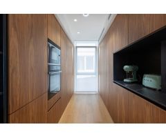 REFORMANDO APARTAMENTO EN EL CENTRO DE TORREVIEJA. 134 M2. 2 DORM. 2 BAÑOS.