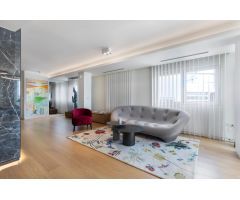 REFORMANDO APARTAMENTO EN EL CENTRO DE TORREVIEJA. 134 M2. 2 DORM. 2 BAÑOS.