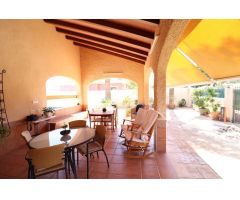 VILLA EN ORIHUELA COSTA-PUNTA PRIMA. 4 DOR. 3 BAÑOS. 220M2 DE CASA. 555M2 DE PARCELA.