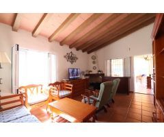 VILLA EN ORIHUELA COSTA-PUNTA PRIMA. 4 DOR. 3 BAÑOS. 220M2 DE CASA. 555M2 DE PARCELA.