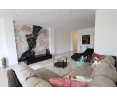 REFORMADO APARTAMENTO FRENTE DEL PUERTO. 3 DORM. 2 BAÑO. 110M2.