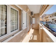 Piso Semireformado en Planta Baja - Torrevieja, Zona Acequion