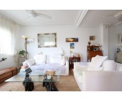 VILLA INDEPENDIENTE CON 122 M2 DE PARCELA. 82 M2 DE CASA. 2 DORM. 1 BAÑO. PISCINA COMUNITARIA.