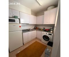 Atico-dúplex con solárium privado y piscina comunitaria en Calas Blancas, Torrevieja.