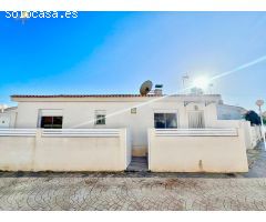 TRANQUILIDAD Y PRIVACIDAD: CHALET EN PARCELA DE 236M² CON PISCINA PRIVADA A 450m DE LA PLAYA