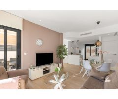 CHALET CON PISCINA PRIVADA, PISCINA COMUNITARIA, SOLÁRIUM, LICENCIA TURÍSTICA A 2KM DEL MAR