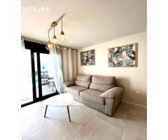Bungalow planta alta, 2 dormitorios, 2 baños, gran solarium, piscina, parking, en Mil Palmeras