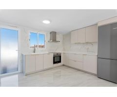 Espectacular Dúplex Reformado en Torrevieja - Los Balcones 3 habitaciones 3 baños 2 terrazas en zona