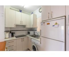 Acogedor Bungalow en Planta Baja con Jardín y Piscina Comunitaria en Torreblanca, Torrevieja