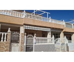 Vivienda adosada, 3 dormitorios, 1 baño, solárium, piscina, en Los Altos