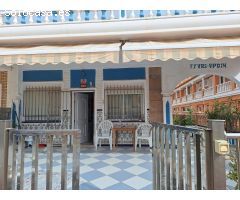 Espectacular adosado al lado de la preciosa playa de la Mata con 3 dormitorios 2 baños Garaje