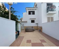 Apartamento duplex reformado planta baja.