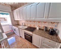 Amplio Apartamento en el Corazón de Torrevieja, Ideal para Disfrutar del Mar