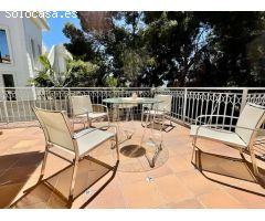 VILLA EN ORIHUELA COSTA A 500 METROS DE LA PLAYA. 4 DORM. 3 BAÑOS. PARCELA 1.145M2.