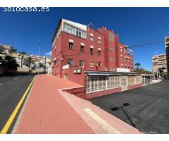 LOCAL COMERCIAL EN CABO ZERVERA. 300 M2. A 100 METROS DEL MAR.