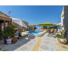 Villa independiente con piscina privada en La Florida