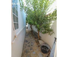 Villa independiente con piscina privada en La Florida