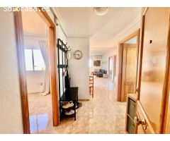 ATICO DE ENSUEÑO DE 3 HABITACIONES CON AMPLIAS TERRAZAS Y SUPER VISTAS DE TORREVIEJA