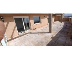 ¡Tu Nuevo Hogar con Vistas al Mediterráneo te Espera!