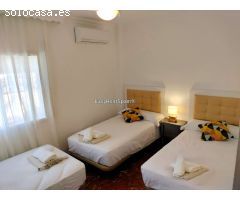 ALQUILER LARGA TEMPORADA, Estupenda Villa con apartamento privado, piscina, zona de barbacoa y ampli