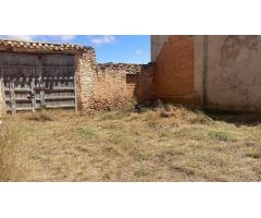 Casa en venta frente a Mercadona en Casas Ibáñez