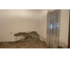 Casa en venta frente a Mercadona en Casas Ibáñez
