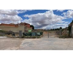 Se venden dos Naves Industriales + terreno rústico en Fuentealbilla, Albacete