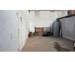 SE VENDE CASA EN MADRIGUERAS, ALBACETE.