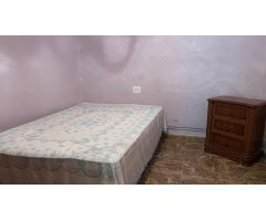 SE VENDE CASA EN MADRIGUERAS, ALBACETE.
