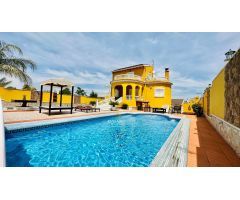Magnifica villa en Orihuela con piscina privada