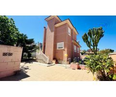 Magnifico chalet en Los Balcones