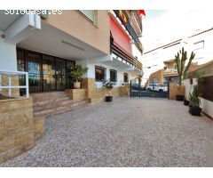OPORTUNIDAD!! PISO EN 1ª LINEA DEL PASEO MARITIMO DE AGUADULCE, ZONA PUERTO DEPORTIVO.