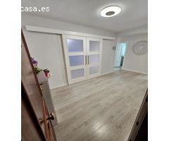 AMPLISIMO PISO EN VENTA EN PLENO CENTRO DE ALMERIA CAPITAL,TODO REFORMADO !! 4 DORMITORIOS + 2 BAÑOS