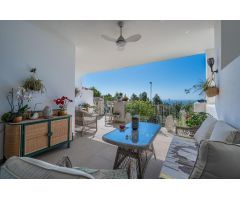 Apartamento con magníficas vistas, aerotermia, suelos radiantes, terraza y jardínrivado