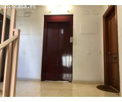 PISO CON ASCENSOR EN LES ROQUETES