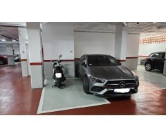 Parking plaza grande (coche y 2 motos).
